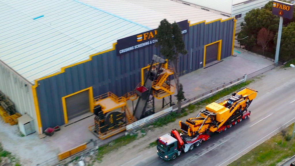 mobile-impact-crusher-0125657